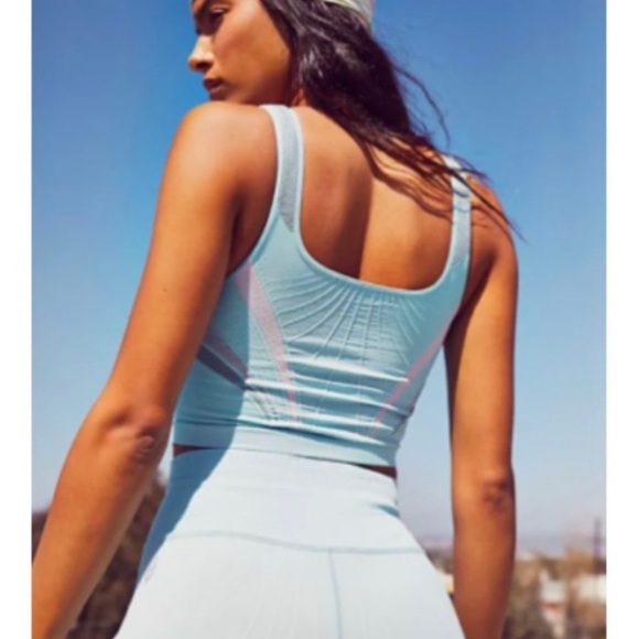 NWT Free People Movement The Essence Rib Crop Tank in Teal Combo - Picture 3 of 10